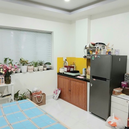 CHÍNH CHỦ CHO THUÊ CHDV _ CHỈ TÍNH ĐIỆN VÀ NƯỚC _ PHAN CHU TRINH GẦN CHỢ BÀ CHIỂU
