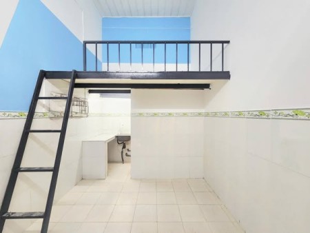 Phòng Mới dãy 1 mặt ngay Vicom Dĩ An, Ngã Tư 550 Tân Đông Hiệp Dĩ An KO Chủ Giờ Tự Do
