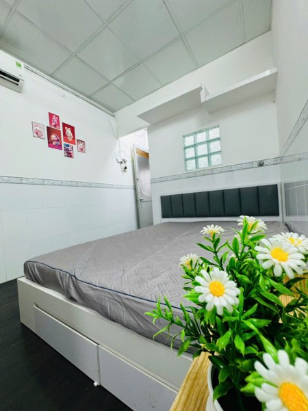 Phòng đẹp đủ nội thất, bếp riêng ngay Đại Học Văn Hiến Quận Tân Phú