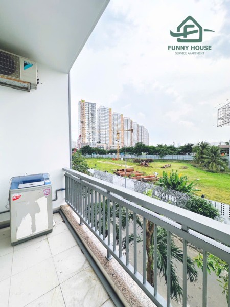 STUDIO BAN CÔNG SIÊU THOÁNG RỘNG 30M2 NGAY GẦN MAI CHÍ THỌ - TIỆN DI CHUYỂN QUA SALA
