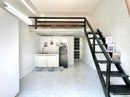 CHO THUÊ PHÒNG SẴN MÁY LẠNH + TỦ LẠNH - BAN CÔNG NGAY QUANG TRUNG - ĐH VĂN LANG