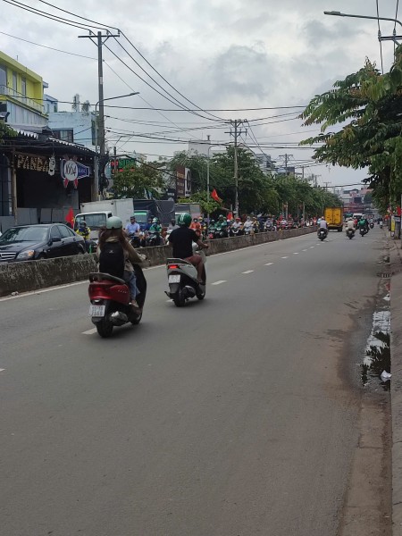 Đi đến slide 2