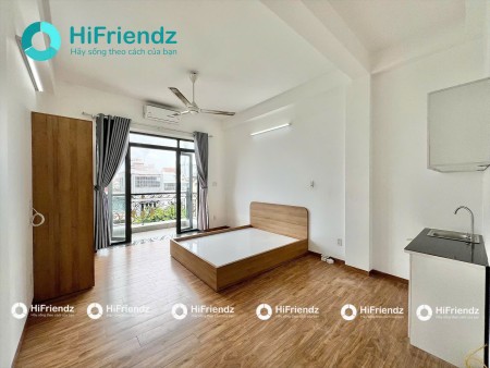 CHÍNH CHỦ CĂN HỘ BAN CÔNG DIỆN TÍCH RỘNG THOÁNG, ĐẦY ĐỦ NỘI THẤT, CÓ THANG MÁY