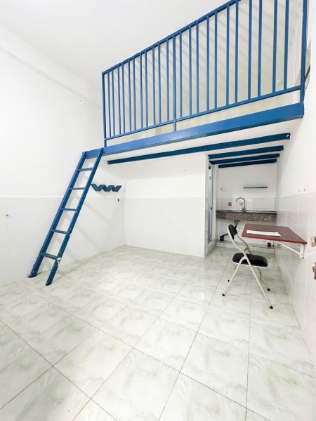 Phòng sẵn nội thất , giá thuê rẻ diện tích 27m2