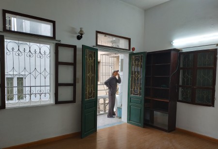 Cho thuê căn hộ T2&T3,80m2,lối đi riêng, gia đình,nhóm sinh viên nữ