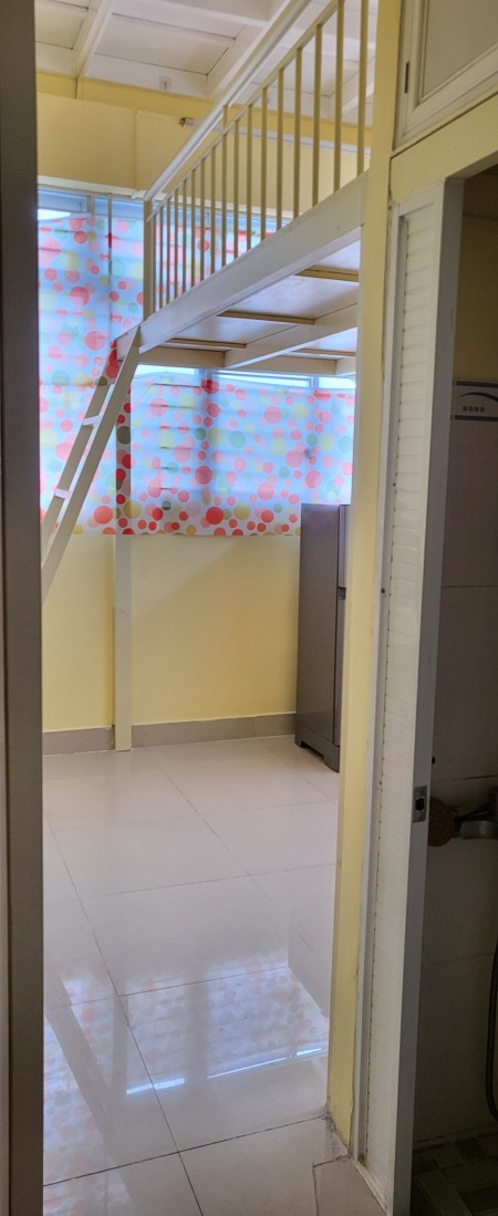 Phòng có gác, cửa sổ lớn, tủ lạnh, lò nướng vi sóng, Lê Lai Phường 3 Gò Vấp TPHCM