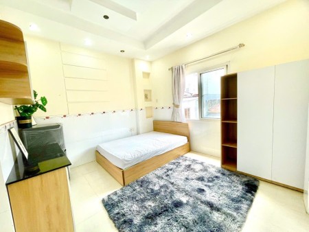 Phòng trọ giá rẻ Q1 đường Phạm Ngũ lão rộng 25m2-cửa sổ siêu thoáng - gần ĐH KHXH & NV
