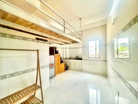 GÁC LỬNG ĐẦY ĐỦ TIỆN NGHI, CỬA SỔ, KHÔNG CHU CHỦ 8' ĐI ĐH CÔNG THƯƠNG, AEON TÂN PHÚ
