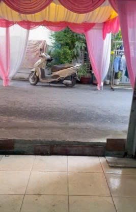 Phòng 4•8 + gác lửng mới sơn. hẻm thông 6m . An ninh tốt. Gần chợ Tân CH, TMT13, songH