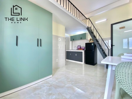 Duplex 30m2 cửa sổ lớn 2 bên ngay Bình Quới, gần đại học Văn Lang CS3 , gần Hàng Xanh , khu an ninh