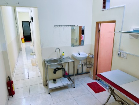 Gia đình cho thuê phòng trọ sinh viên Hoàng Văn Thụ, có bếp, máy lạnh