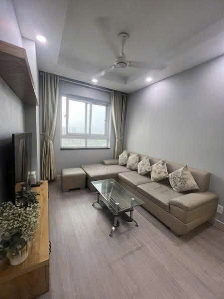 Chung cư 10A Trần Nhật Duật, Tân Định, Q1: 69m2, 1PN, nội thất 10tr