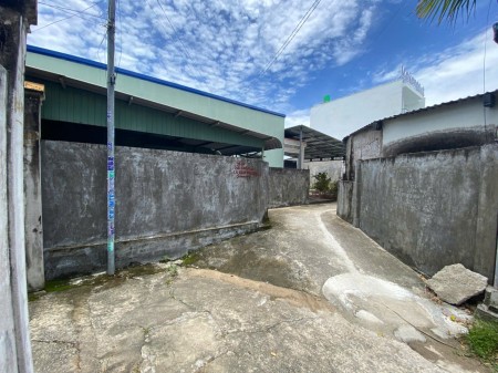 Cho thuê nhà ở dài hạn DT 288m2