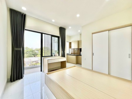 Sát ĐH Văn Lang Cho Thuê Phòng Ban công siêu thoáng, Full Nội Thất ở được 3 - 4 người vô tư