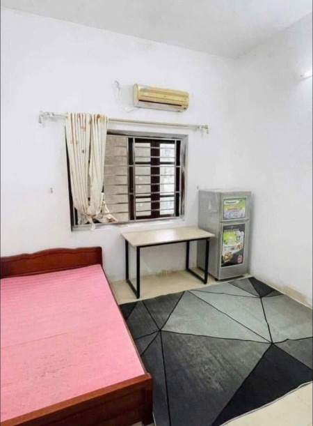 Cho thuê trọ 25m2 đường Hoàng Quốc Việt, Hà Nội