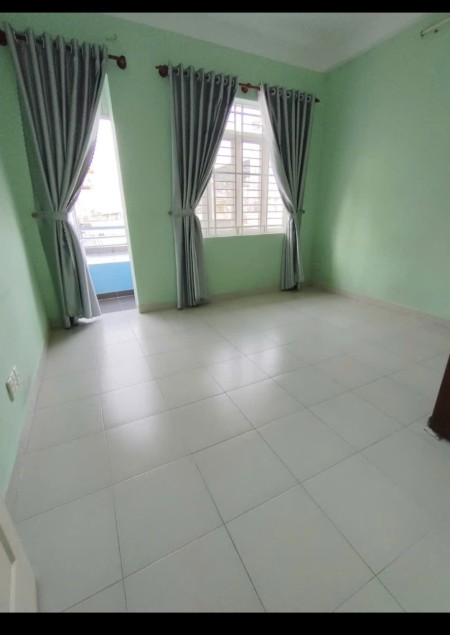 Phòng Trọ Dành Cho Nữ đường Bạch Đằng gần ngã 4 Hàng Xanh