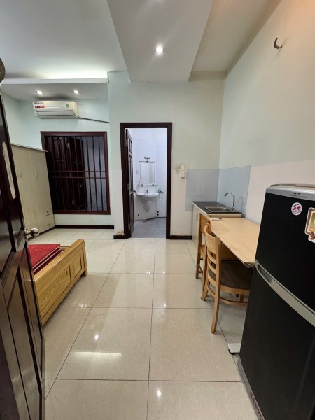 PHÒNG TRỌ 25m2 GẦN CÁC TRƯỜNG ĐẠI HỌC LỚN: HUTECH, GTVT, UEF, HỒNG BÀNG, VĂN LANG