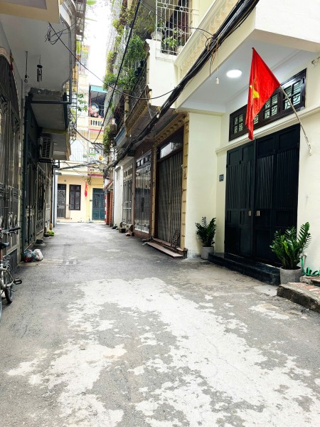 Chính chủ cho thuê nhà nguyên căn 4 tầng * 39.1m2
