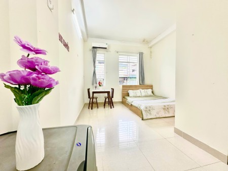 CHO THUÊ PHÒNG CHO SINH VIÊN 36m2 CỬA SỔ THOÁNG Ở BÌNH THẠNH GẦN ĐH GTVT,HUTECH,NGOẠI THƯƠNG,HIU,UEF