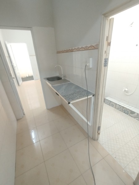 Phòng máy lạnh dưới trệt bếp tách phòng ngủ. Tạ Quang Bửu P4 Q8