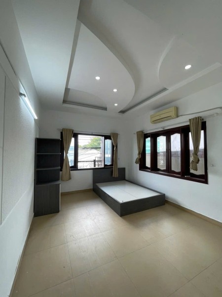  Cho Thuê Căn Hộ Full Nội Thất – Cửa Sổ Rộng, Thoáng Mát Ở Hoàng Hoa Thám