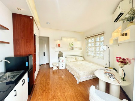 PHÒNG TRỌ FULL NỘI THẤT CỬA SỔ VÀ BAN CÔNG THOÁNG Ở PHÚ NHUẬN GẦN SÂN BAY, QUẬN 3 - LH: 0334998413
