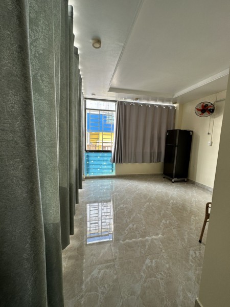 Quận 10, Cho thuê phòng, tiện nghi, khu an ninh yên tĩnh, máy lạnh, máy giặt, tủ lạnh, toilet riêng.