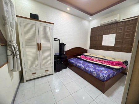 Chung cư Trần Nhật Duật,Tân Định, Quận 1: 73m2,2p ngủ ,NT, 12tr