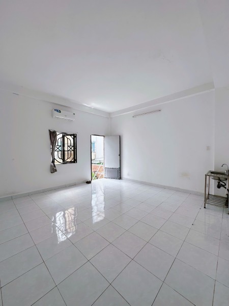 Cho thuê phòng 30m2 Chế Lan Viên Tân Phú