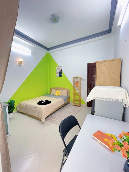 THUÊ NGAY CĂN HỘ NGUYỄN KIỆM FULL NỘI THẤT BAN CÔNG GẦN SÂN BAY TSN GIÁP Q.BTHANH