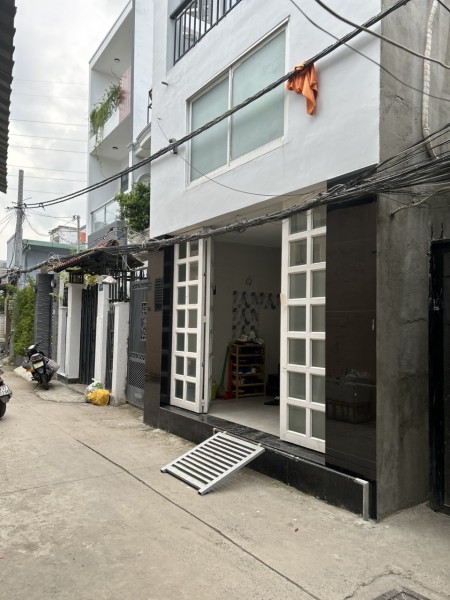 Cho thê PHòng 20m, 3tr/th, wifi miễn phí, có gắn máy lạnh, khóa vàn tay, 710/26a huỳnh tân phat, q7