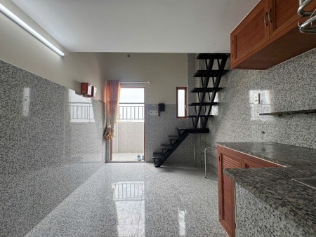 CHO THUÊ PHÒNG GIÁ RẺ - CÓ MÁY LẠNH - CỬA SỔ TRỜI NGAY ĐH IUH CS3 - ĐH NTT - HÀ HUY GIÁP