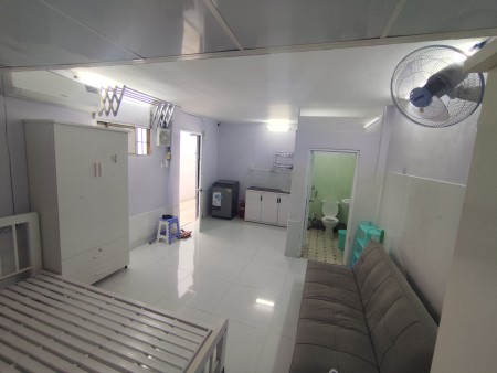 Nhà mini riêng biệt , nội thất đầy đủ, ở ngay.