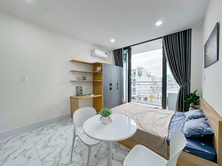 CHO THUÊ CĂN HỘ QUẬN 7 - STUDIO FULL NỘI THẤT BAN CÔNG LỚN NGAY TÂN KIỂNG - GẦN RMIT, LOTTE, SUNRISE