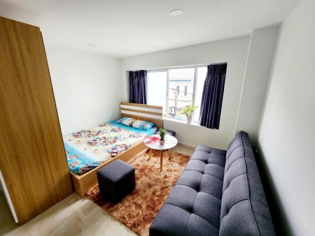 NHÀ THANG MÁY HẦM XENGAY HỌC VIỆN CÁN BỘRộng 30m2