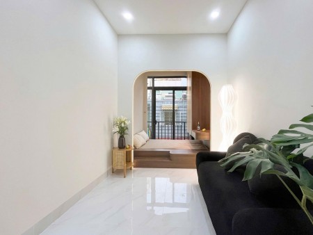 Cho thuê phòng trọ Quận 10 giá rẻ, đầy đủ nội thất gần Vạn Hạnh Mall, Đh kinh tế UEH