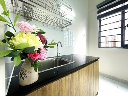 Cho thuê phòng Gò Vấp, gần ĐH Công nghiệp, Văn Lang,.... Mới. 2 cửa sổ có thang máy