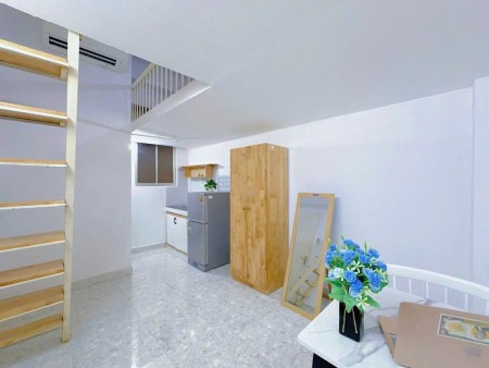 Cho thuê phòng gác cao gần vòng xoay Lê Văn Sỹ quận Tân Bình giáp quận 3 gần co.opmart Nhiêu Lộc