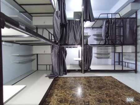phòng trọ + KTX 20m2 đường thích quảng đức,Q phú nhuận,TP HCM.