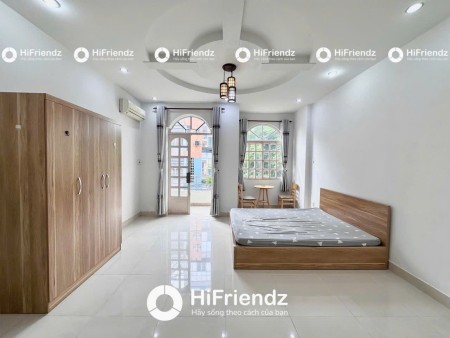 Căn Hộ Dịch Vụ Full Nội Thất, Có Ban Công, Máy Giặt Riêng, Gần Sân Bay Tân Sơn Nhất