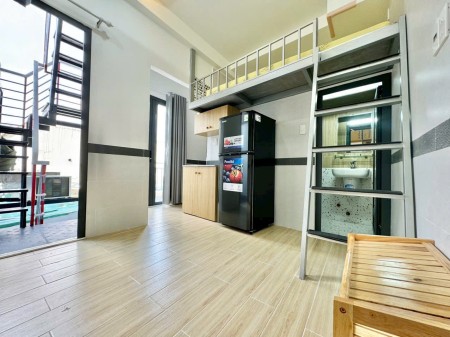 Cho Thuê Căn Hộ Duplex Full Nội Thất, Có Ban Công Thoáng Mát, Gần Chợ Bà Chiểu
