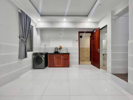 PHÒNG FULL NỘI THẤT PHÒNG NGỦ RIÊNG NGAY LÊ THỊ CHỢ
