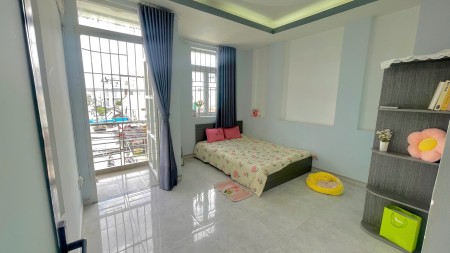 Cho Thuê Studio Ban Công Tách Bếp Full Nội Thất