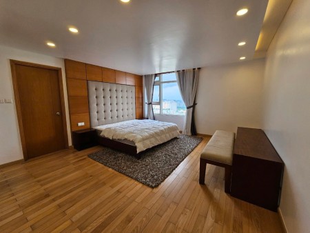 Căn hộ 3PN 100m² full NT – View đẹp tại Cộng Hòa Plaza – Thuê nhanh 18 triệu/tháng