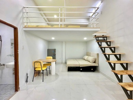 CHO THUÊ PHÒNG CÓ GÁC FULL NỘI THẤT 40m2 Ở TỪ 2-4 NGƯỜI Ở BÌNH THẠNH GẦN ĐH VĂN LANG - LH 0334998413