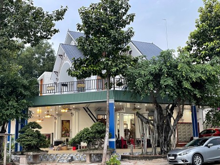 CHO THUÊ MẶT BẰNG ĐỂ KINH DOANH - NGAY NGÃ TƯ – VỊ TRÍ SIÊU ĐẸP
