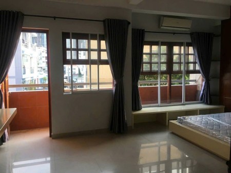 Chung cư An Lộc, P17, Gò Vấp: 3pn 93m2, Căn góc, Nhà trống, 9tr/th.