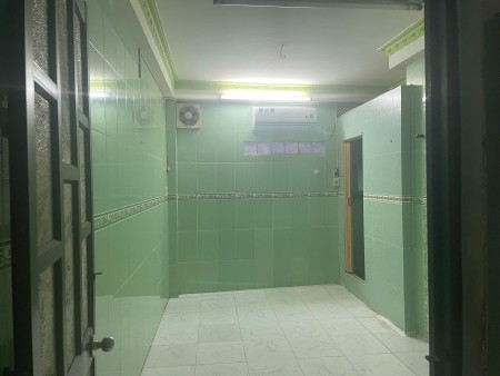 CHÍNH CHỦ CHO THUÊ PHÒNG TRỌ – 3,6 TRIỆU/THÁNG – GẦN CHỢ NHẬT TẢO & ĐH UEH