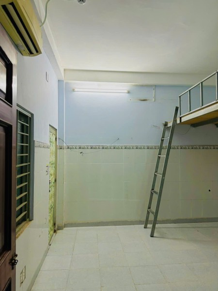 Phòng trọ Gò Vấp giá rẻ – có gác, thoáng mát, toilet riêng 3Tr