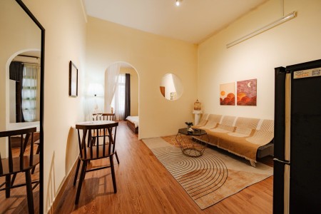 Cho Thuê Căn Hộ 1PN Ban Công , 50m2 - NGAY Nguyễn Đình Chiểu Quận 1 - Gần Hồ Con Rùa Quận 3